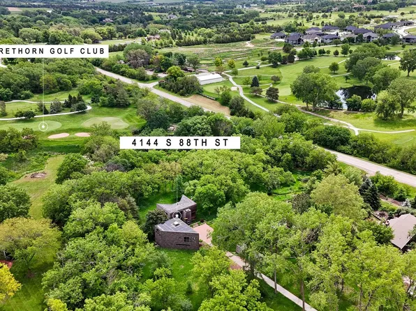 4144 S 88th St, Lincoln, NE 68520