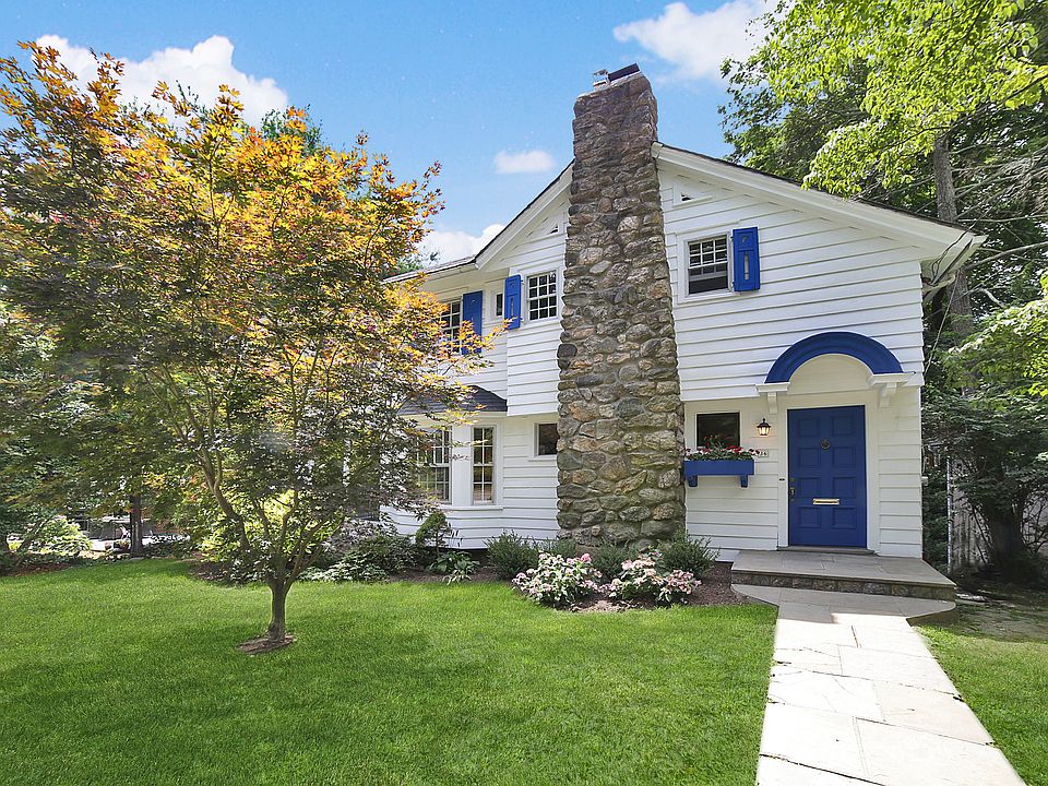1st image of 36 Mayhew Ave