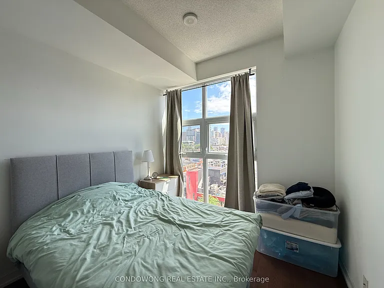 10 Willison Sq #1012 — Photo 4