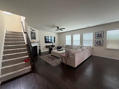 16031 Harbor Hill Dr Photo 1