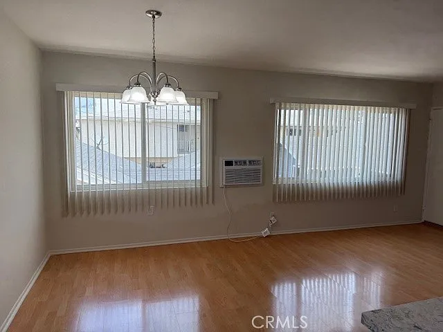 1131 N Kenmore Ave #4 — Photo 4
