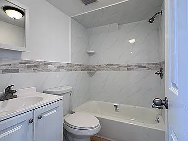 5th image of 5457 Arthur Kill Rd #Basement