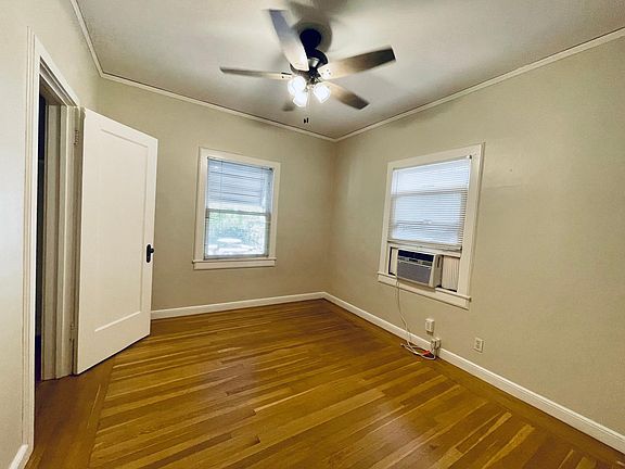 4th image of 1504 28th St #D