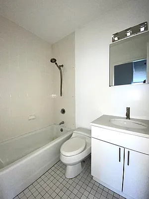 Rented by Bond New York | media 15