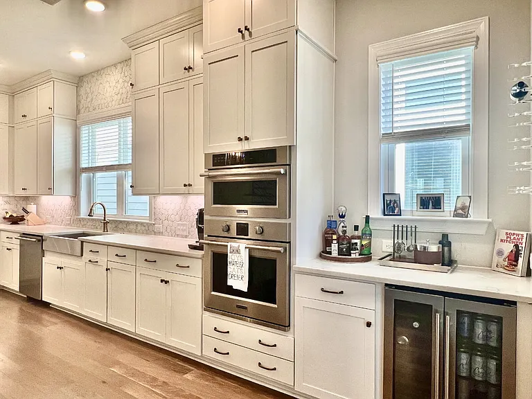 413 Belton St #413 BELTON ST — Photo 13