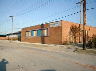 17600 S Waterloo Rd, Cleveland, OH 44119