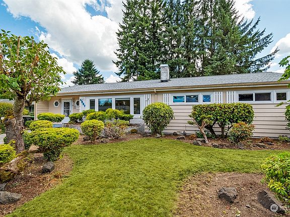 2nd image of 4507 17th Avenue SE