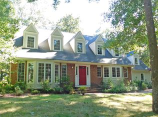 90 Church Ln, Madison, CT 06443