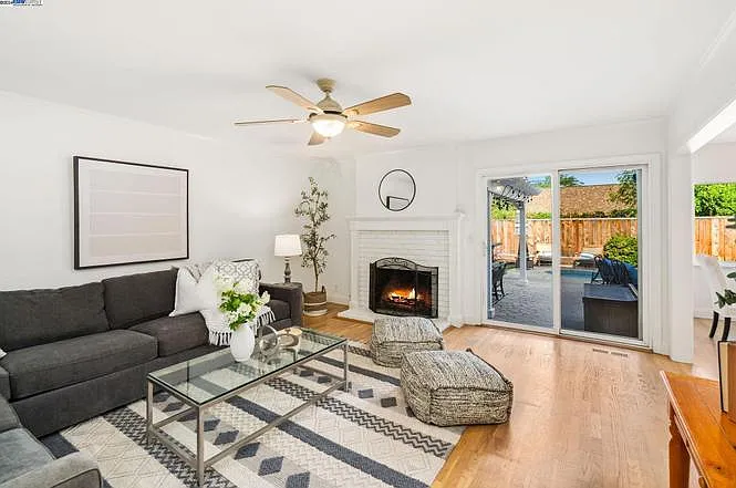 3016 Leger Ct — Photo 36