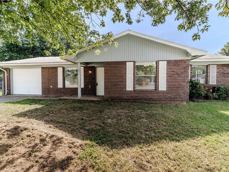 1st image of 1205 Henegar Dr
