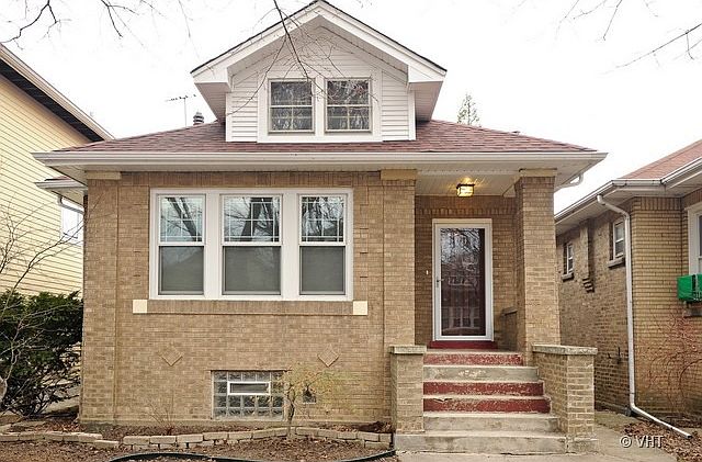 1st image of 2637 W Eastwood Ave