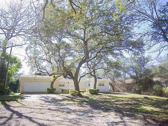 3rd image of 61 Shoreline Dr