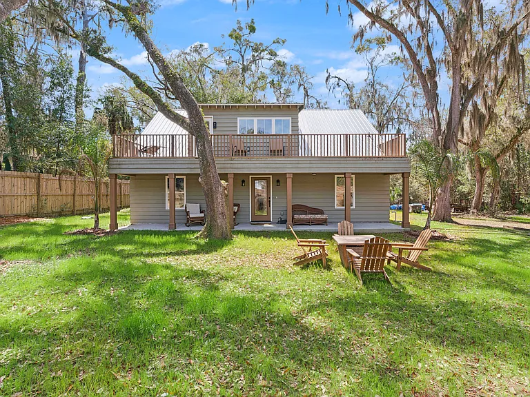 25 Wade Pl — Photo 2