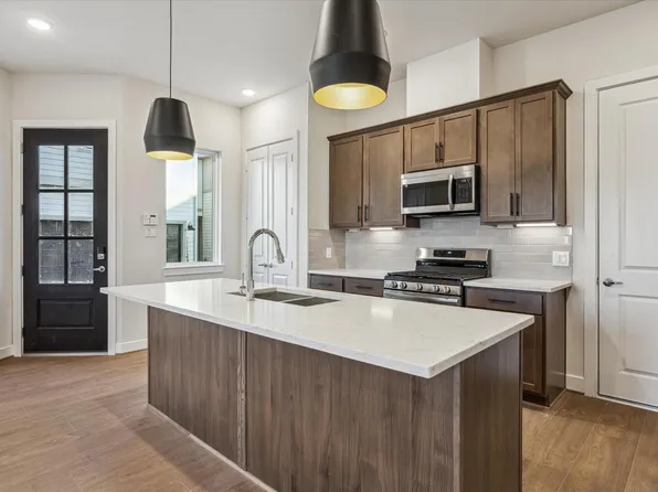 6517 Rena St, Houston, TX 77092