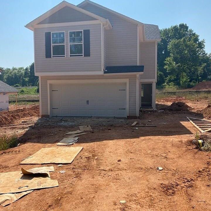 2nd image of 839 Grace St