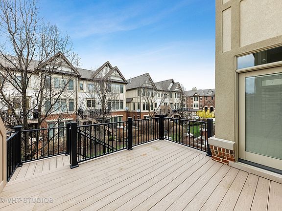 5th image of 50 Bluestone Dr