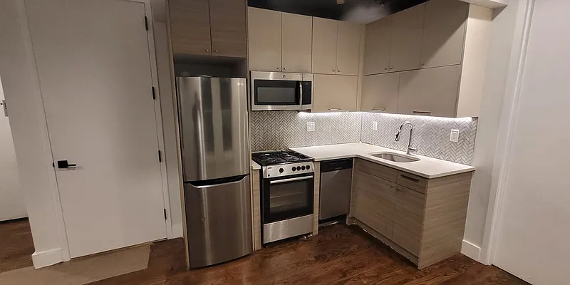 Rented by BRECO ADVISORS LLC | media 4