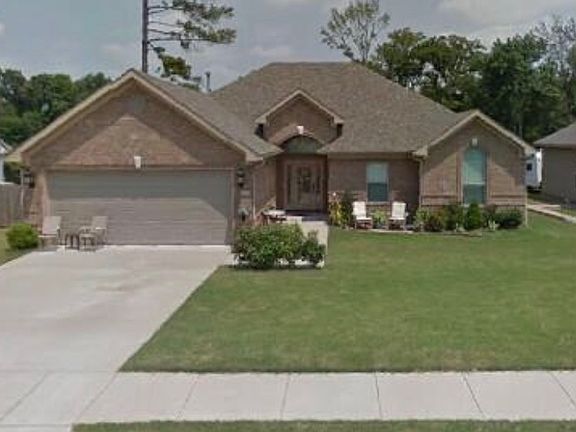 4th image of 1672 White Oak Cir