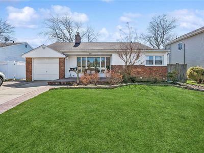 3770 Windsor Drive, Bethpage, NY, 11714