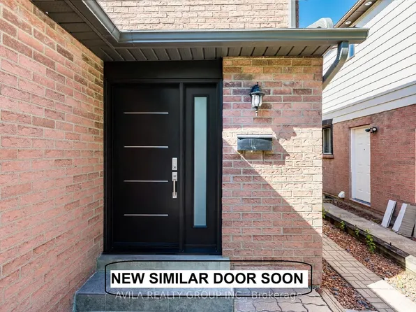 31 Wheatfield Rd, Brampton, ON L6X 2V4