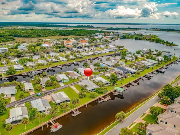 51 Janet Dr, Crawfordville, FL 32327