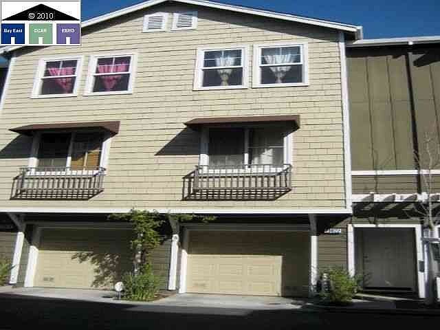 1st image of 23022 Kingsford Way