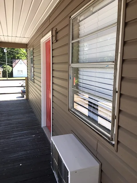 1 bed, 550 sqft, $700 — Photo 2