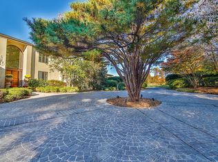 737 Paddock Ln, Chadds Ford, PA 19317