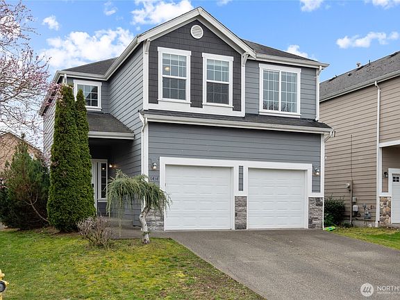 3rd image of 11434 184th Street Ct E