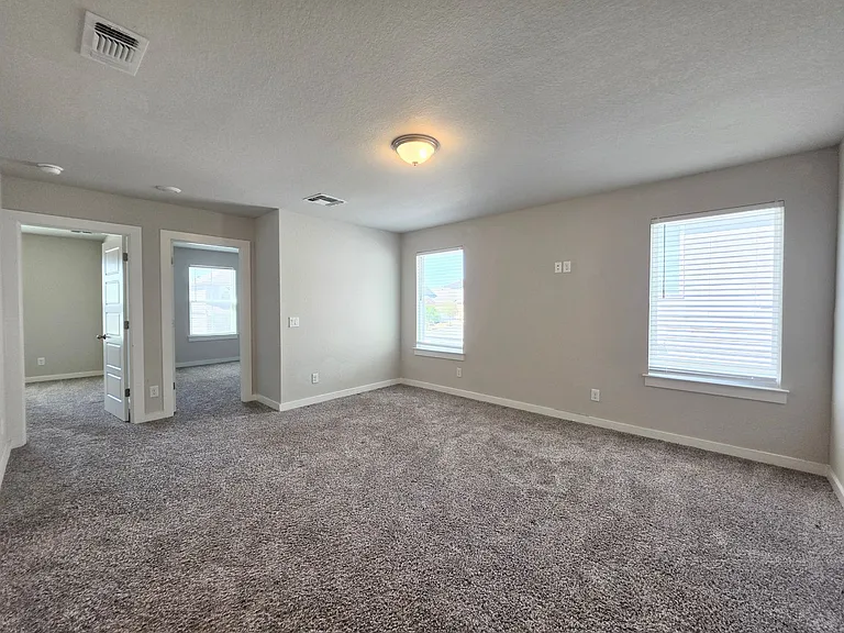 724 Fort Leonard — Photo 25