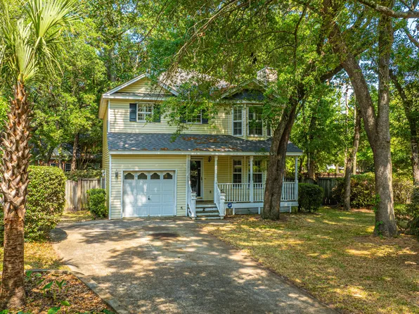 2 Latham Cir, Charleston, SC 29407