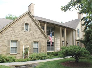 780 Pilgrim Pkwy, Elm grove, WI 53122