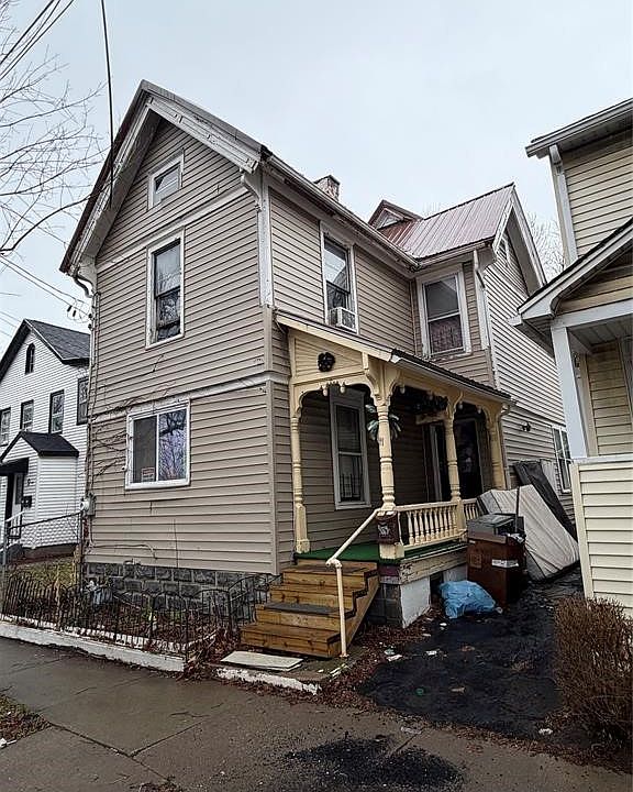 1st image of 11 Rutherford St
