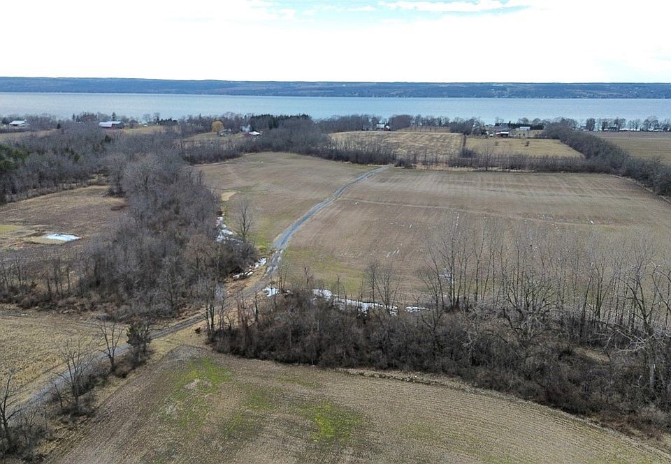 1st image of E Lake Rd