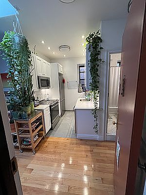 5th image of 1720 2nd Ave APT 5D