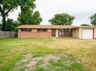1306 Derby St, Salina, KS 67401