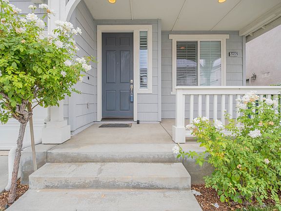 3rd image of 23226 Barnacle Ln