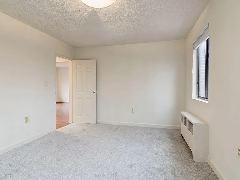 4733 1st St SW #301 — Photo 14