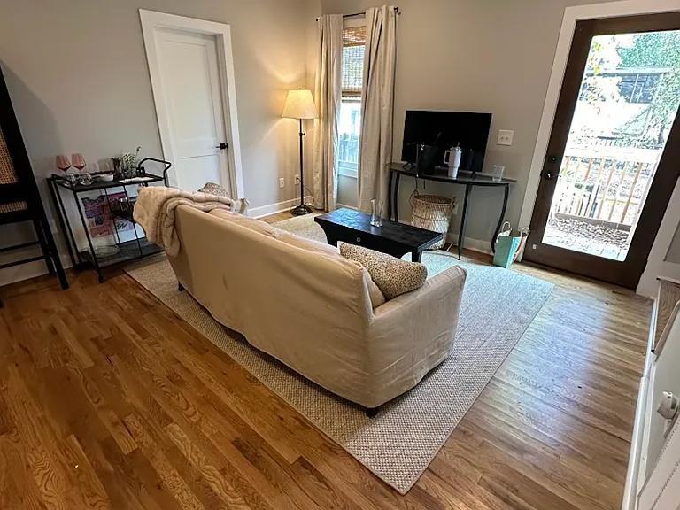 4205B Elkins Ave — Photo 16