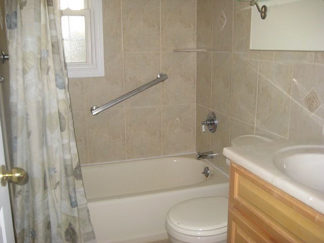 2nd image of 45 6th St