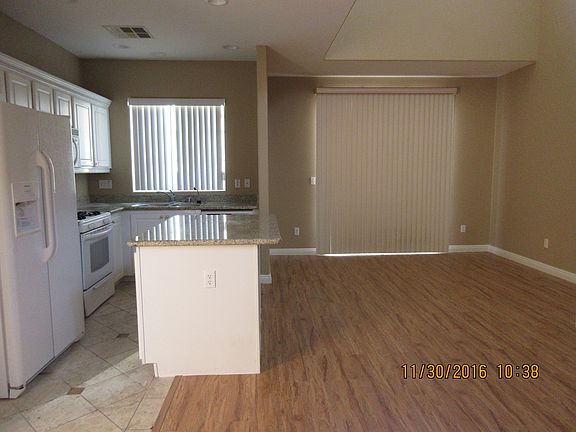 3rd image of 8176 Herring Ave