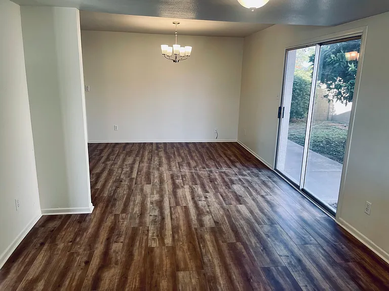 5141 E Blanche Dr — Photo 7