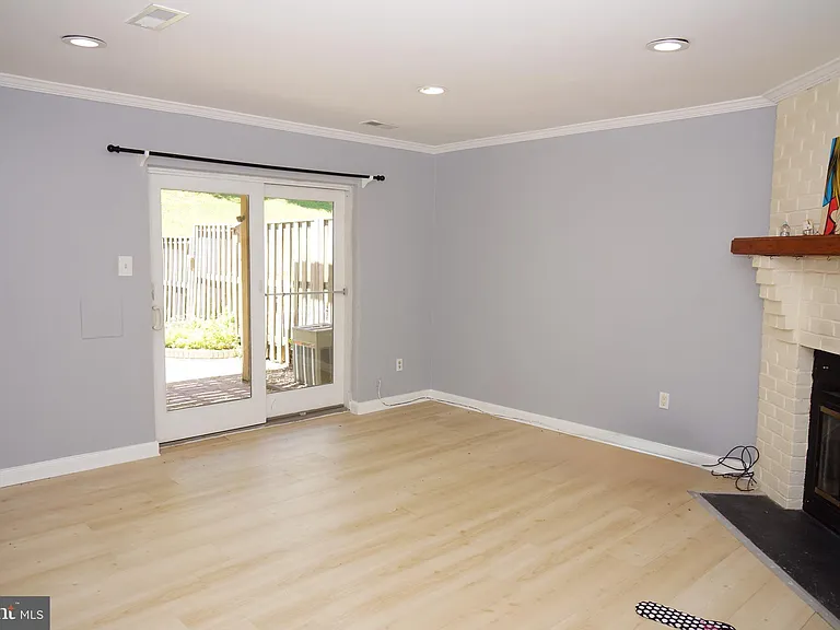 8 Cross Falls Cir — Photo 30