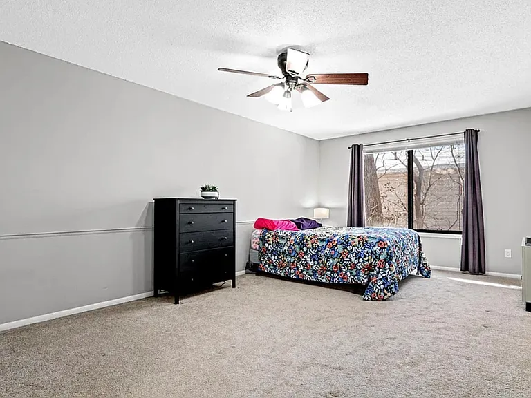 2200 Nevada Ave S #106 — Photo 7