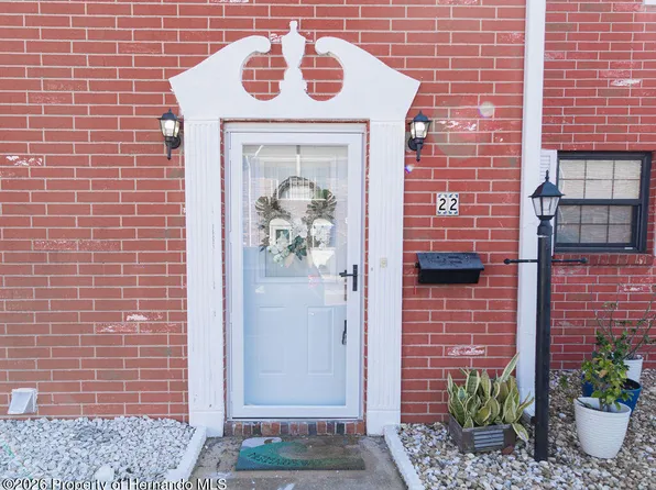 2250 S Palmetto Ave APT H-22, Daytona Beach, FL 32119