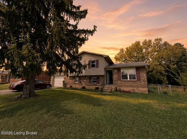 399 Seminole Rd, Radcliff, KY 40160