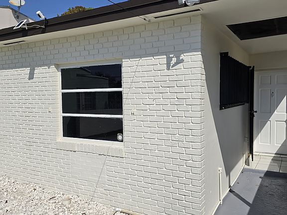 4th image of 6461 W 16th Ave
