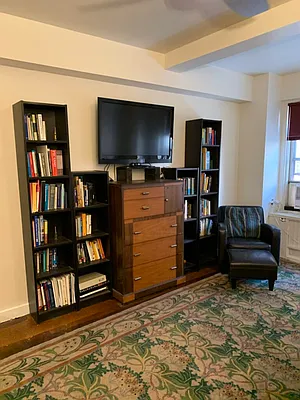 Sold by Hauseit LLC | media 20