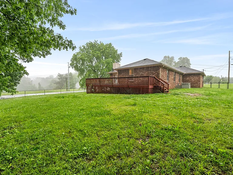 735 Cayce Dr — Photo 25