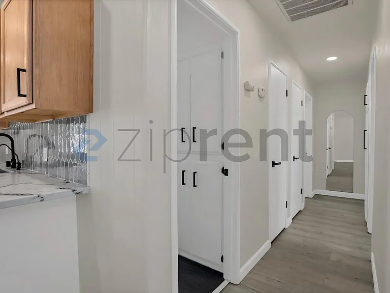 3097 W Sussex Way — Photo 14